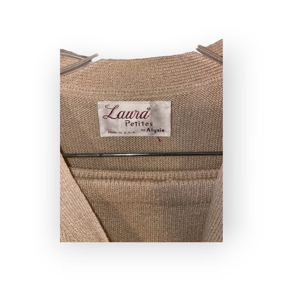 Vintage Laura two piece sweater skirt set sz 12 p EUC - Picture 3 of 6